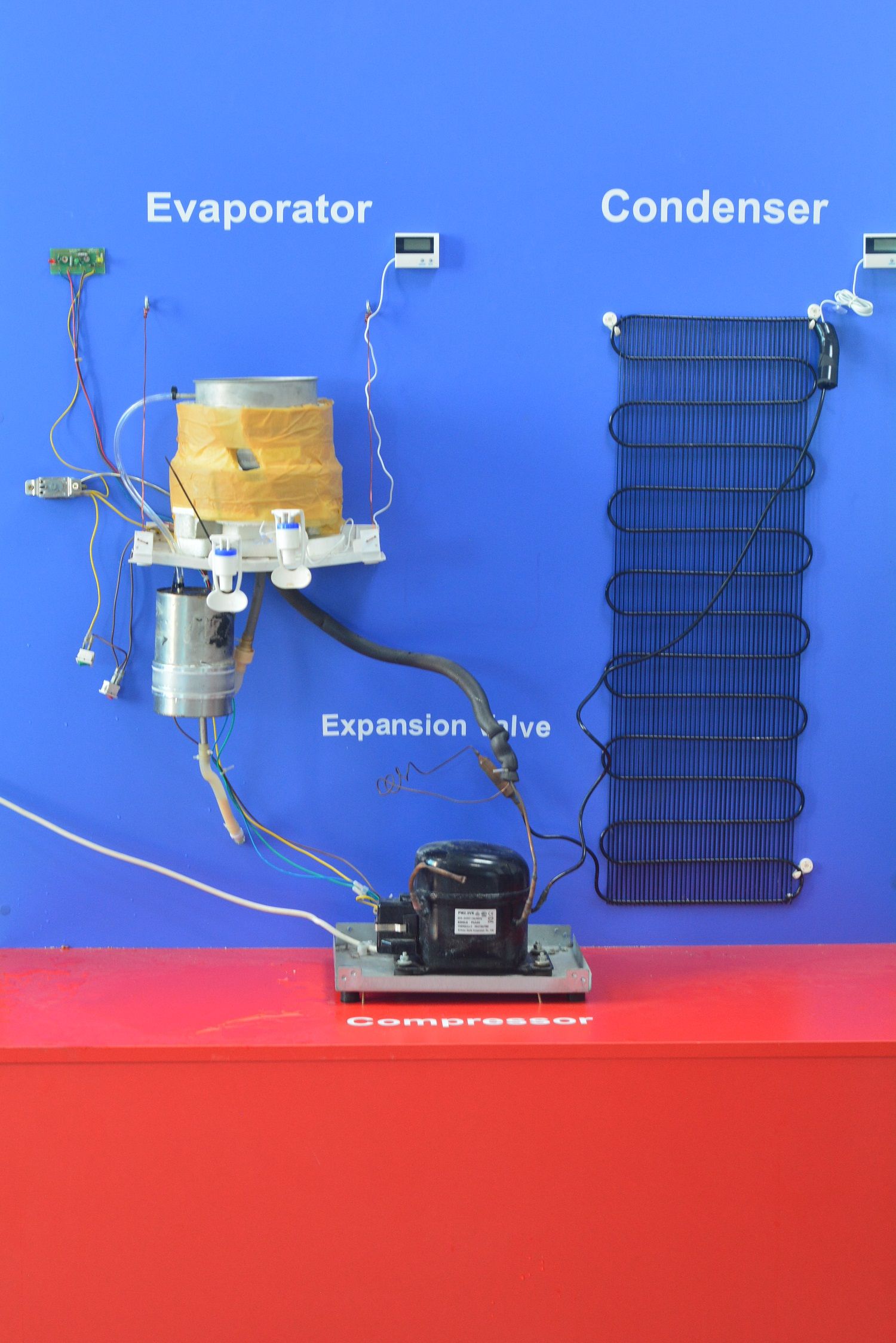 Refrigeration kit, indoor unit