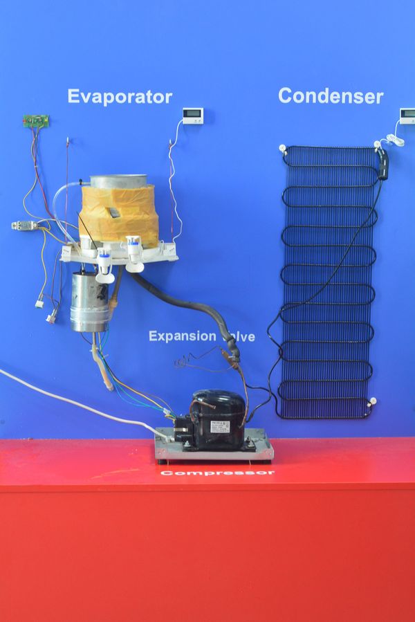 Refrigeration kit, indoor unit