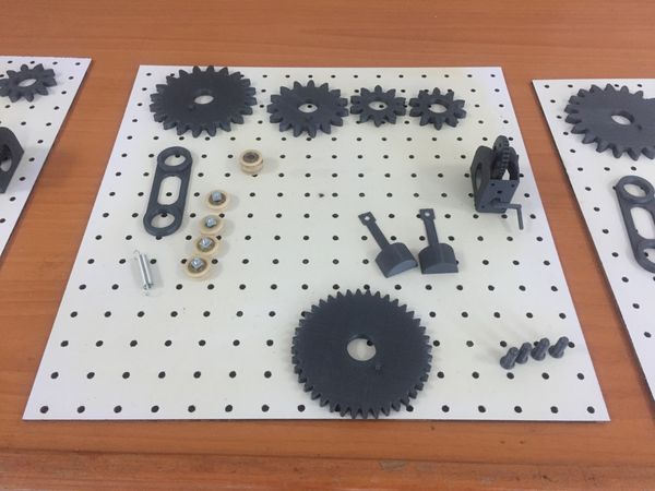 Gear and pulley kit, view 1